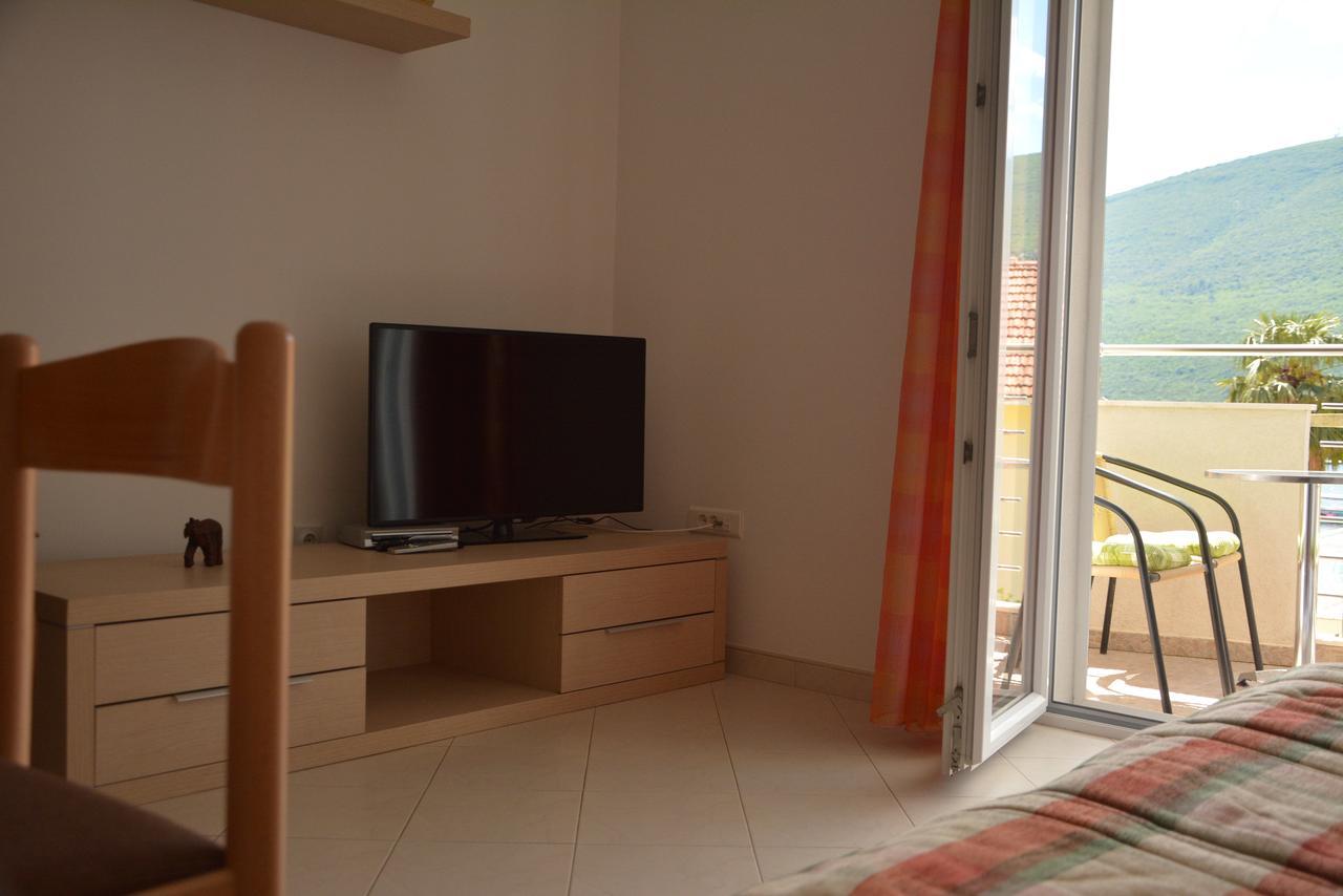 Apartment Dakic Herceg Novi Esterno foto